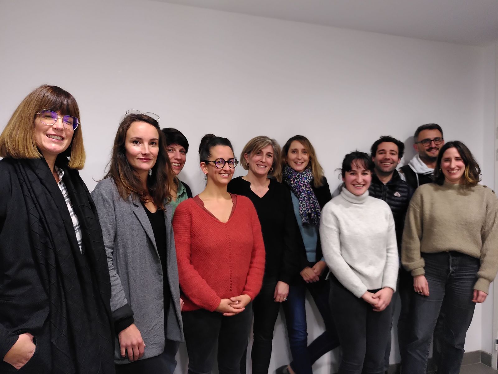 9.Clejak jente txerkatzen dü